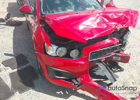 2015 Chevrolet Sonic Lt Auto из США, поврежденный, VIN 1G1JC5SH8F4104788